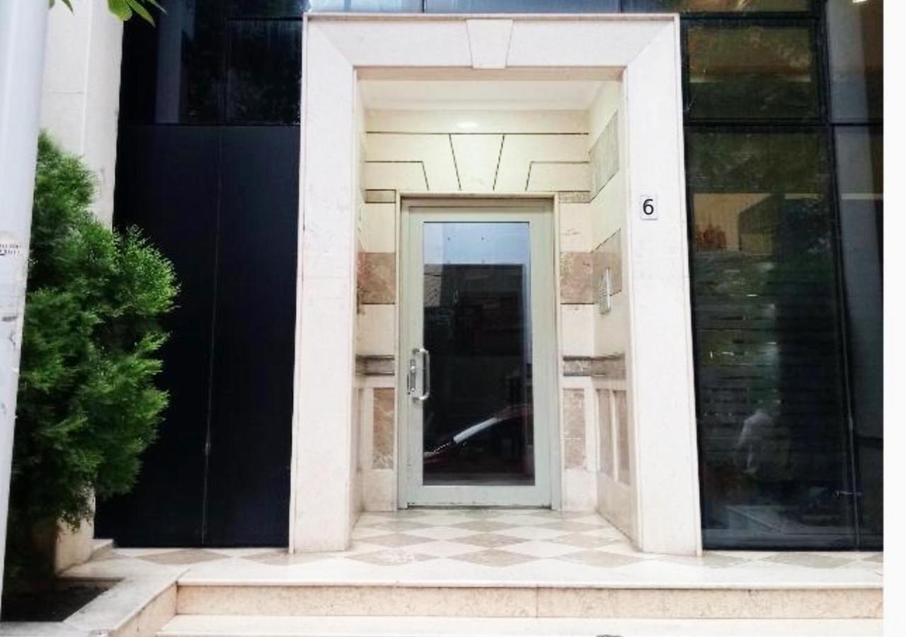 City Center Apartment Galeria Tirana Exterior photo